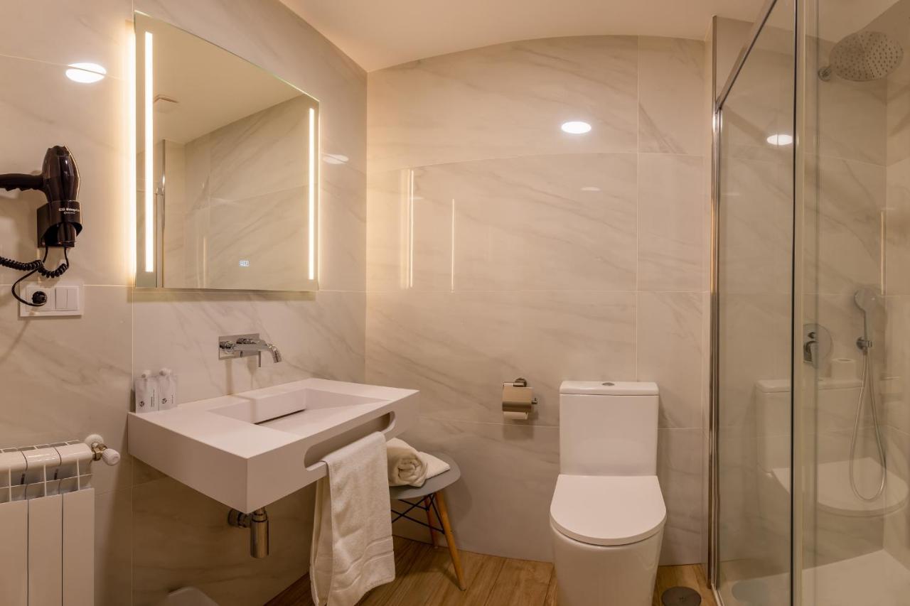 Hotel Europa Arteixo Kültér fotó
