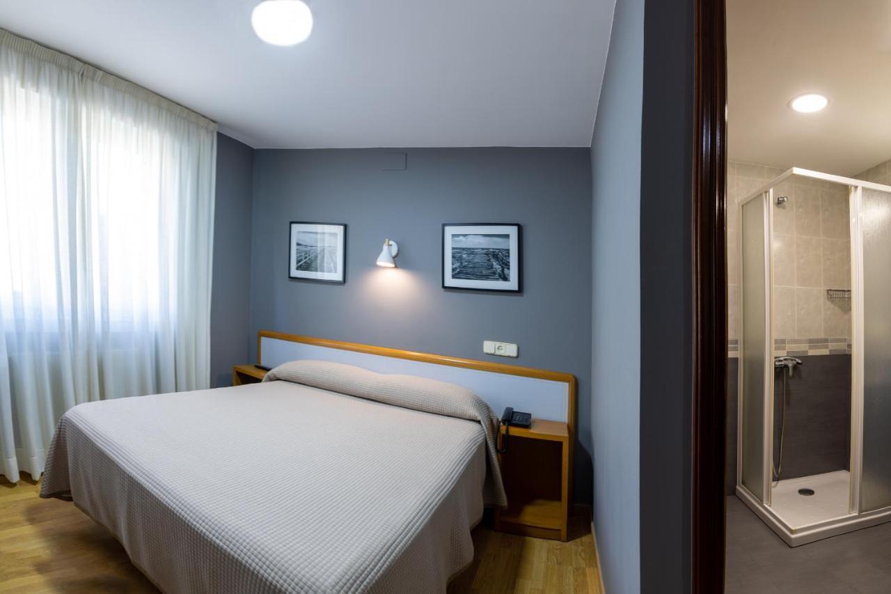 Hotel Europa Arteixo Kültér fotó